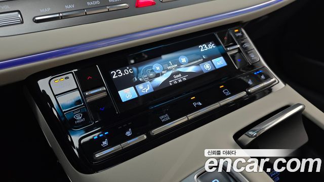 Hyundai Grandeur (IG) 2.5 Le Blanc 2023 — фото 29