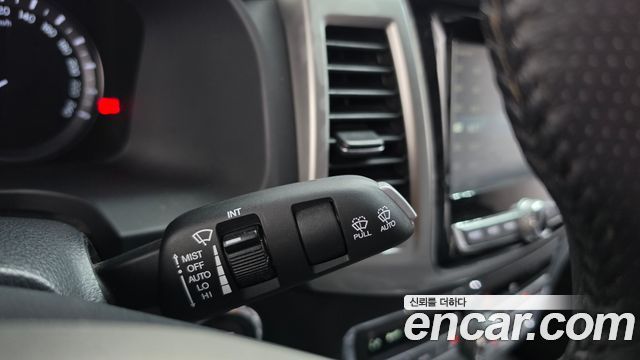 KG Mobility (SsangYong) Rexton Sports Diesel 2.2 4WD Prestige 2018 — фото 19