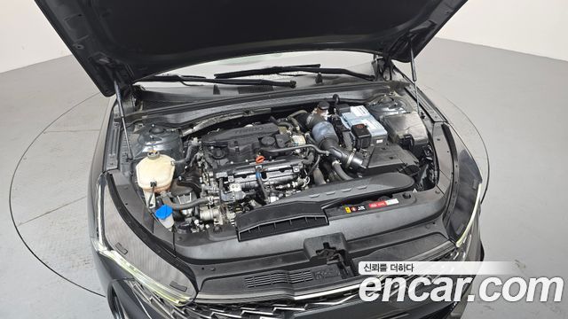 Kia K5 (III) 1.6 Turbo Prestige 2021 — фото 6
