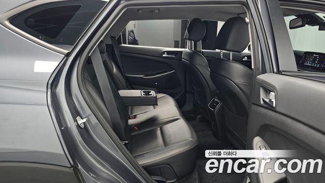 Hyundai Tucson Diesel 2.0 2WD Premium 2019 — фото 11