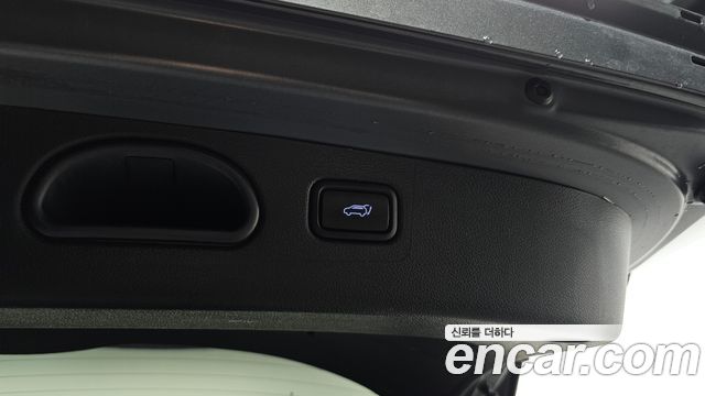 Hyundai Tucson Diesel 2.0 2WD Premium 2019 — фото 27