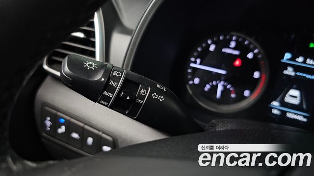 Hyundai Tucson Diesel 2.0 2WD Premium 2019 — фото 32