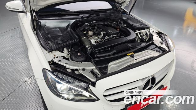 Mercedes-Benz C-Class (W205) C200 d 2017 — фото 6