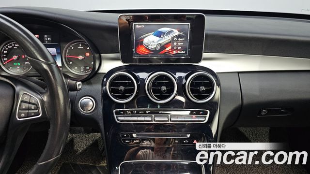 Mercedes-Benz C-Class (W205) C200 d 2017 — фото 12