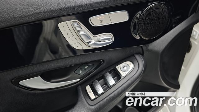Mercedes-Benz C-Class (W205) C200 d 2017 — фото 20
