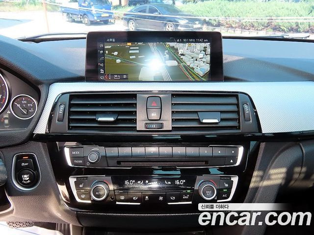 BMW 3 Series (F30) 330i M Sport 2017 — фото 17