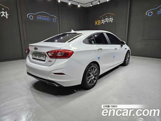 Chevrolet Cruze 1.4 Turbo LT Deluxe 2017 — фото 2
