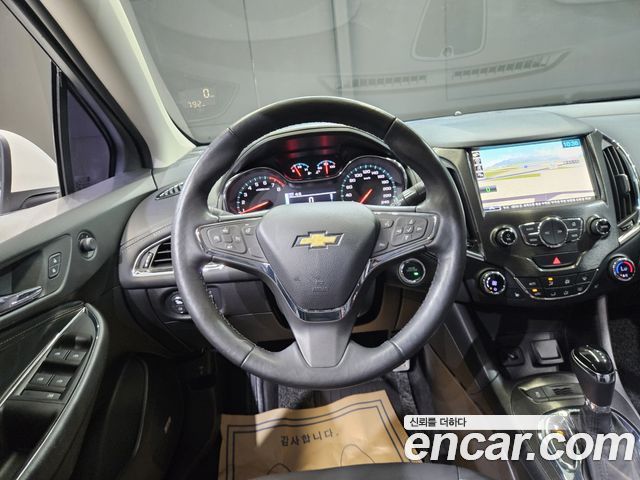 Chevrolet Cruze 1.4 Turbo LT Deluxe 2017 — фото 16