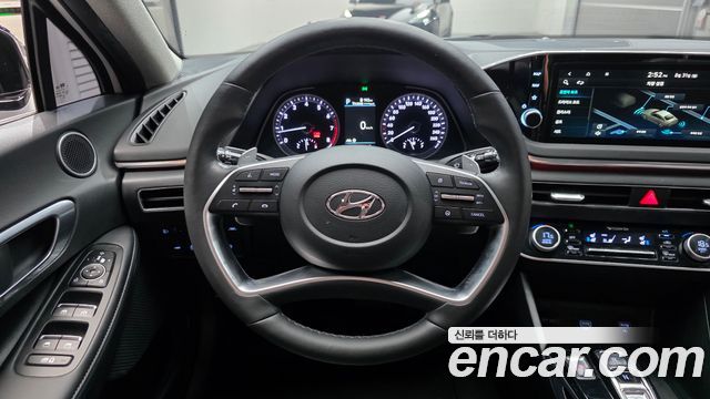 Hyundai Sonata (DN8) 2.0 Premium Plus 2022 — фото 13