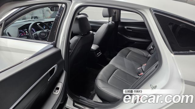 Hyundai Sonata (DN8) 2.0 Premium Plus 2022 — фото 18