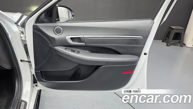 Hyundai Sonata (DN8) 2.0 Premium Plus 2022 — фото 25