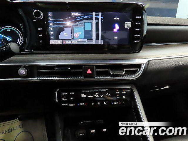 Kia K5 Hybrid (III) Noblesse 2021 — фото 16
