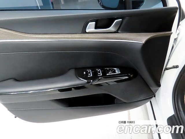 Kia K5 Hybrid (III) Noblesse 2021 — фото 18