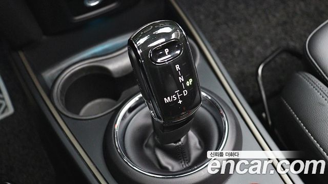 MINI Cooper Countryman Classic 2nd 2022 — фото 16