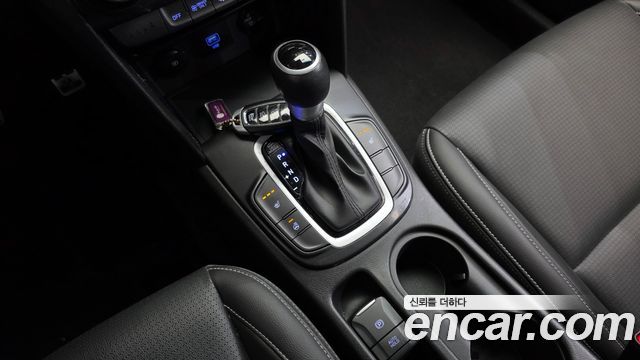 Hyundai Kona Hybrid Modern Special 2020 — фото 9
