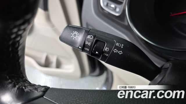 Kia Carnival 11-Seater Prestige 2019 — фото 17