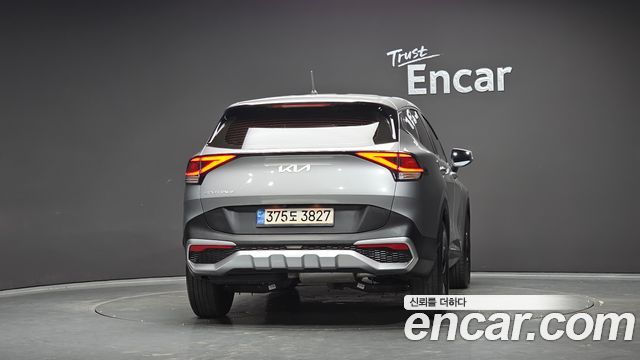 Kia Sportage (V) Diesel 2.0 2WD Trendy 2023 — фото 4