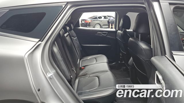 Kia Sportage (V) Diesel 2.0 2WD Trendy 2023 — фото 11