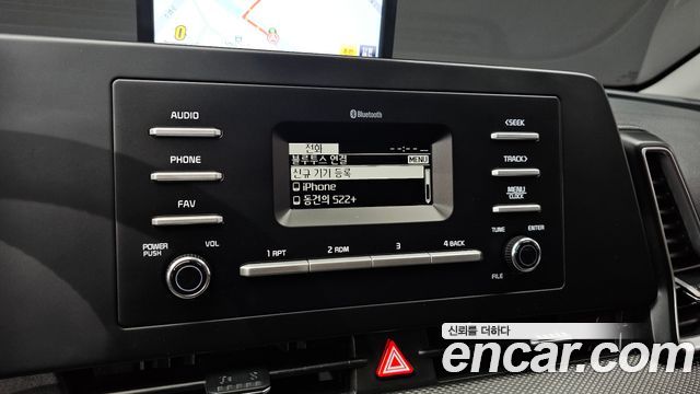Kia Sportage (V) Diesel 2.0 2WD Trendy 2023 — фото 16