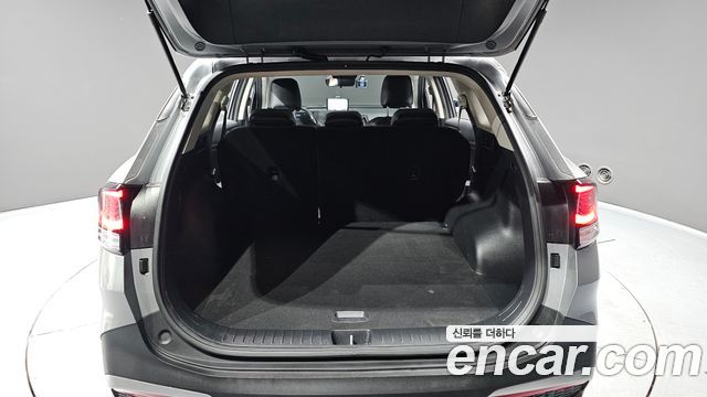 Kia Sportage (V) Diesel 2.0 2WD Trendy 2023 — фото 20