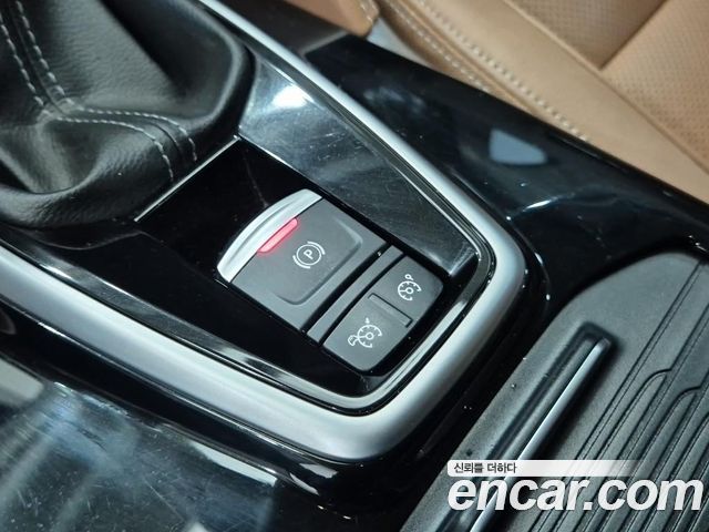 Renault Korea QM6 2.0 LPe RE Signature 2WD 2023 — фото 9