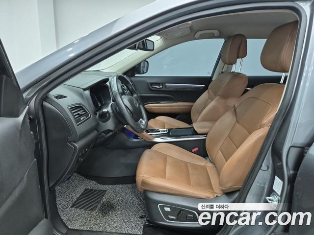 Renault Korea QM6 2.0 LPe RE Signature 2WD 2023 — фото 10