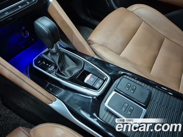 Renault Korea QM6 2.0 LPe RE Signature 2WD 2023 — фото 19