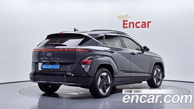 Hyundai Kona Electric (SX2) Long Range Premium 2023 — фото 2