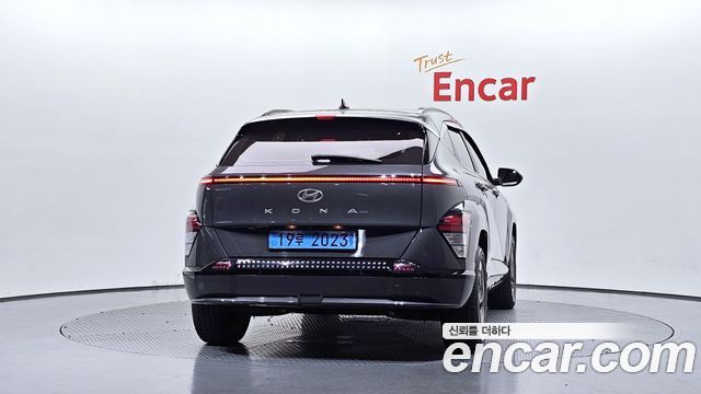 Hyundai Kona Electric (SX2) Long Range Premium 2023 — фото 4