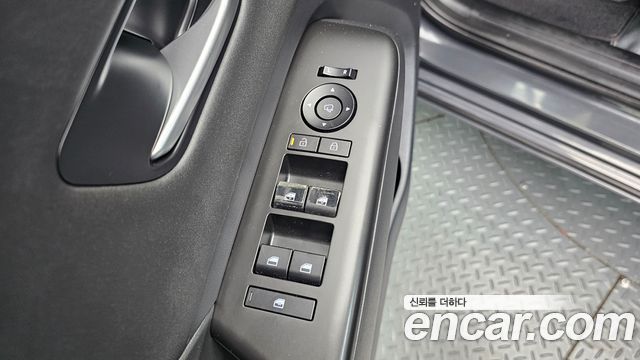 Hyundai Kona Electric (SX2) Long Range Premium 2023 — фото 17