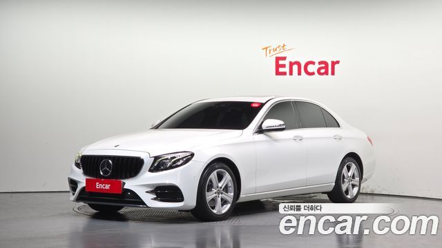 Mercedes-Benz E-Class (W213) E220d Avantgarde 2018 — фото 1