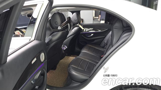 Mercedes-Benz E-Class (W213) E220d Avantgarde 2018 — фото 11