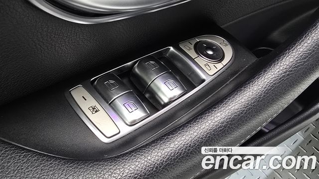 Mercedes-Benz E-Class (W213) E220d Avantgarde 2018 — фото 14