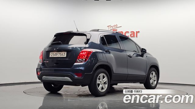 Chevrolet Trax 1.4 LT 2021 — фото 2