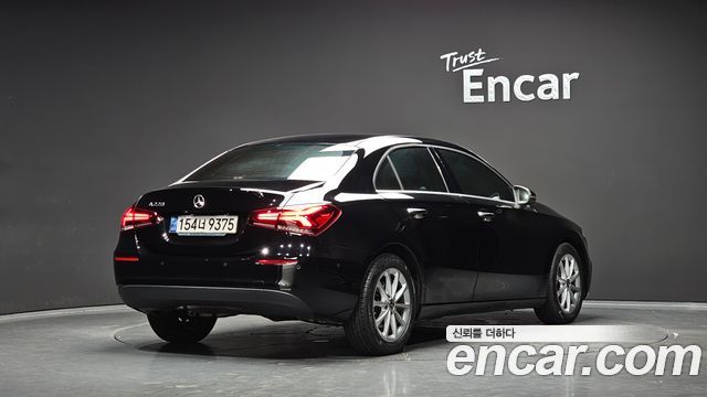 Mercedes-Benz A-Class (W177) A220 Sedan 2020 — фото 2