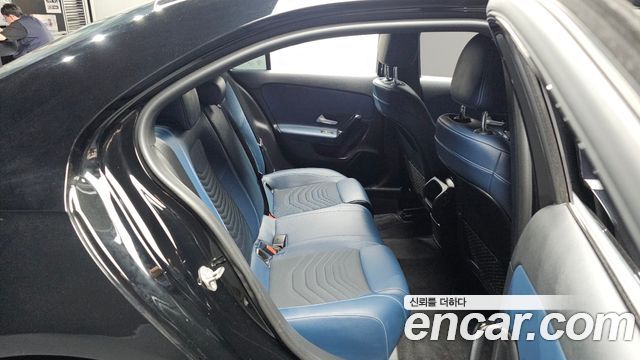 Mercedes-Benz A-Class (W177) A220 Sedan 2020 — фото 11