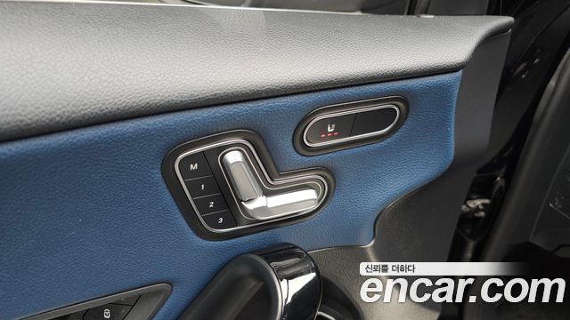 Mercedes-Benz A-Class (W177) A220 Sedan 2020 — фото 17