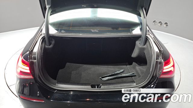 Mercedes-Benz A-Class (W177) A220 Sedan 2020 — фото 20