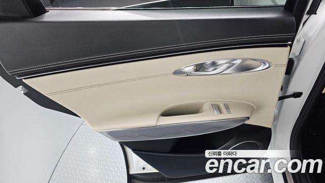 Genesis GV70 2.5T Gasoline AWD 2023 — фото 25