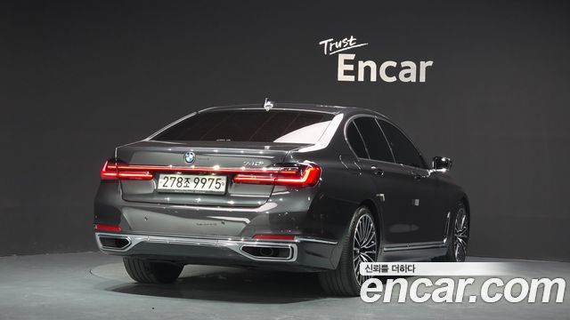 BMW 7 Series (G11) 740i Design Pure Excellence 2020 — фото 2
