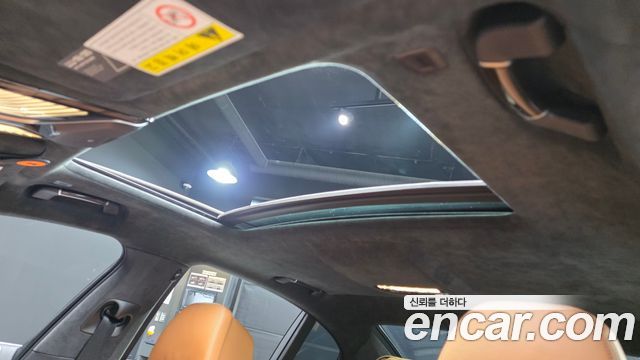 BMW 7 Series (G11) 740i Design Pure Excellence 2020 — фото 17
