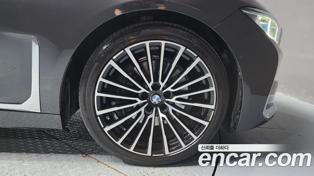 BMW 7 Series (G11) 740i Design Pure Excellence 2020 — фото 21