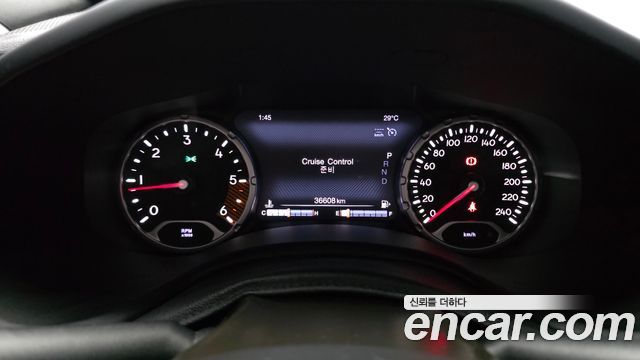 Jeep Renegade 1.6 Diesel Limited 2020 — фото 8