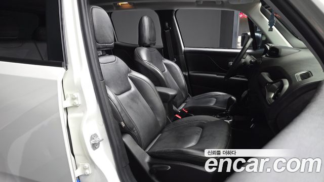 Jeep Renegade 1.6 Diesel Limited 2020 — фото 11