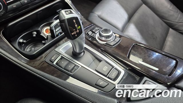 BMW 5 Series (F10) 520d 2013 — фото 9