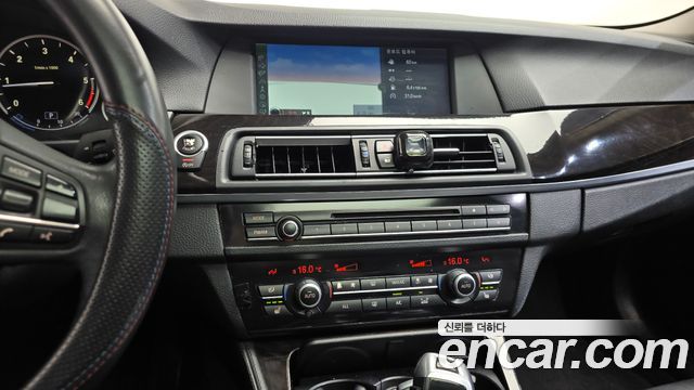 BMW 5 Series (F10) 520d 2013 — фото 12