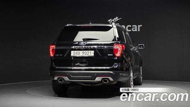Ford Explorer 2.3 Limited 4WD 5th 2018 — фото 4