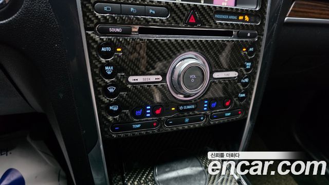 Ford Explorer 2.3 Limited 4WD 5th 2018 — фото 18
