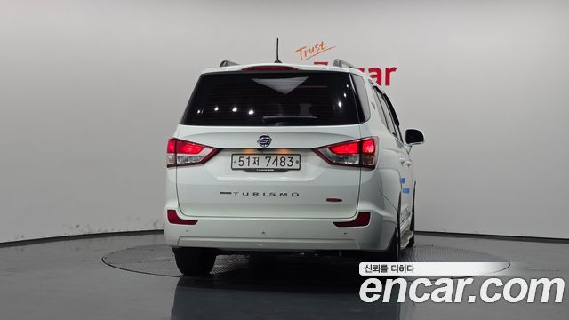 KG Mobility (SsangYong) Korando Turismo 4WD RX 9-seater 2016 — фото 4