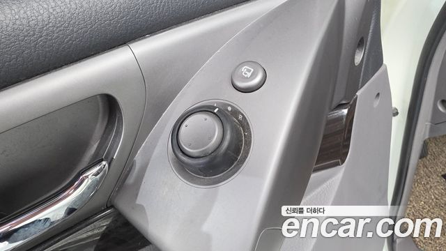 KG Mobility (SsangYong) Korando Turismo 4WD RX 9-seater 2016 — фото 33